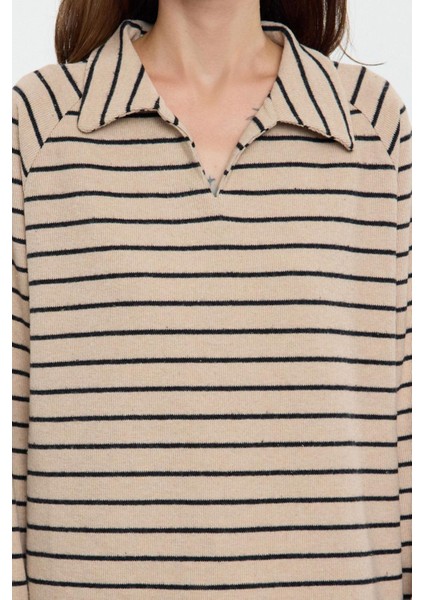Kadın Moda Bol Polo Yaka Düşük Kol Uzun BEJ001 Çizgili Geniş Kalıp Selanik Polo Yaka Örme Sweatshirt fırsatları