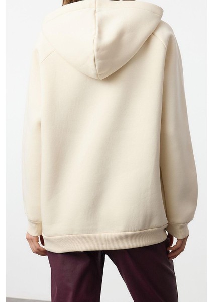 Kadın Moda Bol Kapüşonlu Düşük Kol Uzun Slogan Baskılı Geniş Kalıp Kalın Içi Polarlı Örme Sweatshirt