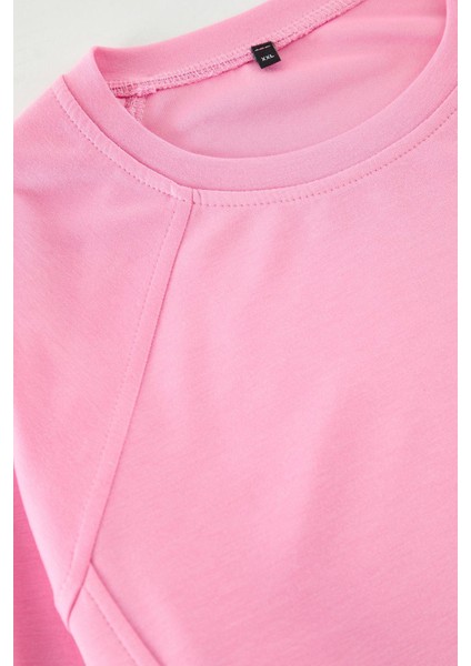 Büyük Beden Tarz Regular Bisiklet Yaka Reglan Kol Regular Dikiş Detaylı Pamuklu Fit Sweatshirt