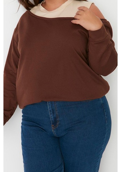 Büyük Beden Tarz Regular Bisiklet Yaka Standart Kol Regular Omuz Detaylı Ince Örme Sweatshirt fiyatları