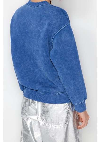 Bisiklet Yaka Düşük Kol Eskitme Kalın Içi Polarlı Kalıp Nakışlı Örme Sweatshirt indirimleri