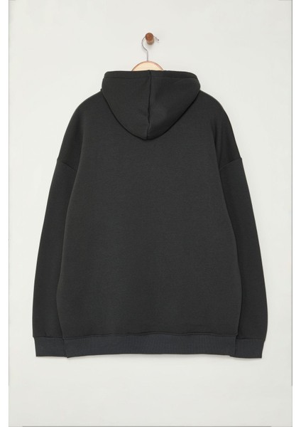Büyük Beden Bol Kapüşonlu Standart Kol Geniş Kesim Içi Polar Sıcak Tutan Nakışlı Sweatshirt