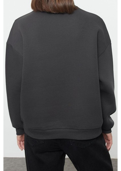 Oversize Dik Yaka Standart Geniş Kalıp Yarım Fermuarlı Kalın Polarlı Örme Sweatshirt