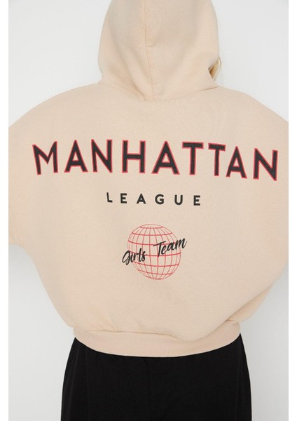 Tarz Relaxed Kapüşonlu Düşük Kol Crop Sırt Baskı Detaylı Kalın Içi Polarlı Örme Sweatshirt