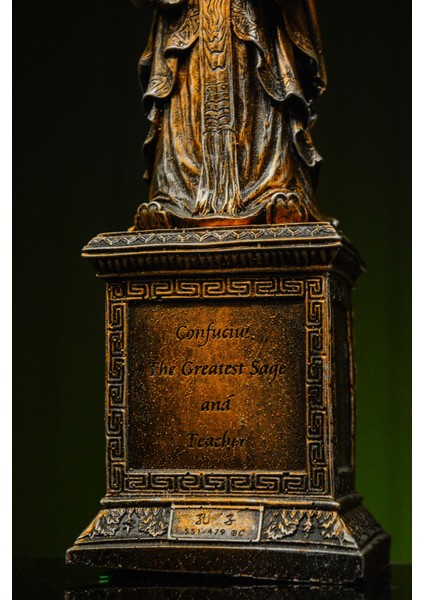 Eşya Özel Tasarım Çinli Filozof Konfüçyüs Confucius Gold Altın Bronz Heykel Biblo