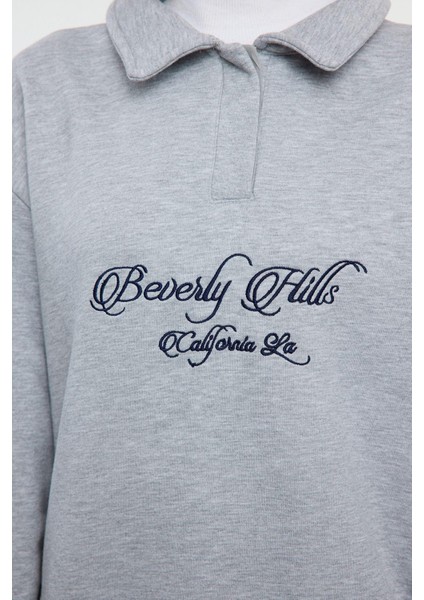 Oversize Gömlek Yaka Düşük Kol Uzun Gömlek Yaka Nakışlı Fit Kalın Içi Polarlı Örme Sweatshirt