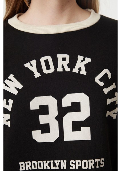 Oversize Bisiklet Yaka Düşük Kol Crop Slogan Geniş Kalıp Kalın Içi Polarlı Örme Sweatshirt