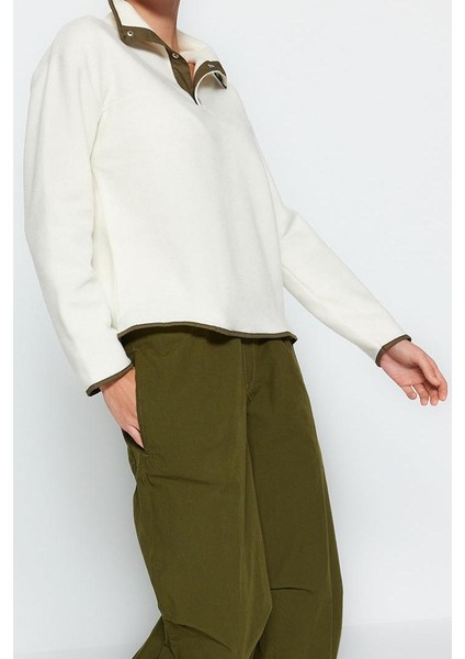 Tarz Regular Dik Yaka Düşük Kol Regular Çıtçıtlı Normal Kalıp Cepli Polar Örme Sweatshirt