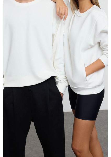 Tarz Bol Bisiklet Yaka Düşük Kol Uzun Geniş Kalıp Cepli Kalın Örme Sweatshirt