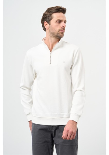 Beyaz Örme Hakim Yaka Pamuklu Casual Slim Fit Dar Kesim Sweatshirt 1013245151
