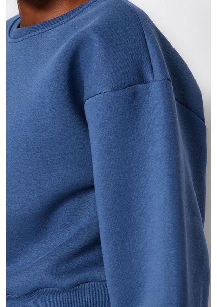 Tarz Crop Dik Yaka Düşük Kol Crop Rahat Kesim Crop Basic Kalın Içi Polarlı Örme Sweatshirt