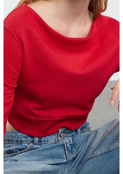 Tarz Crop Madonna Yaka Düşük Kol Crop Kayık Yaka Crop Normal Kalıp Örme Sweatshirt