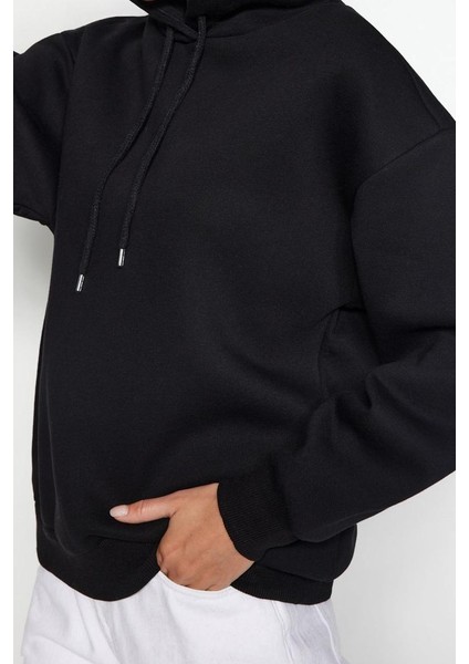 Regular Kapüşonlu Standart Kol Regular Kapüşonu Slogan Baskılı Geniş Kesim Örme Sweatshirt