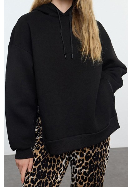 Kadın Moda Şık Bol Kapüşonlu Düşük Kol Uzun Fermuar Detaylı Kalıp Kalın Içi Polarlı Örme Sweatshirt fiyatları