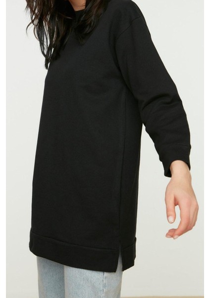 Tesettür Tarz Regular Bisiklet Yaka Standart Kol Uzun Yırtmaç Detaylı Basic Örme Sweatshirt