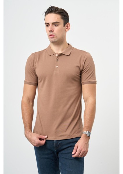 Sütlü Kahverengi Kısa Kol Kendinden Desenli Jakarlı Polo Yaka Casual Comfort Fit Tişört 1011240189