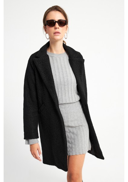 Kadın Siyah Oversize Buklet Kaban modelleri