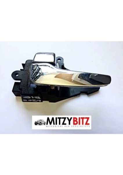 Kapı Kolu L200 06-15 Iç Sol (Oem No: MN167547)