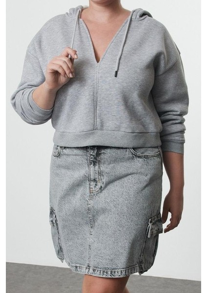 Büyük Beden Kapüşonlu Düşük Kol Crop Kalın Polarlı V Yaka Rahat Kesim Crop Örme Sweatshirt