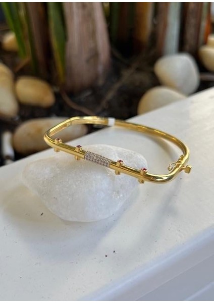 Bety Köşeli Koleksiyon Bileklik modelleri