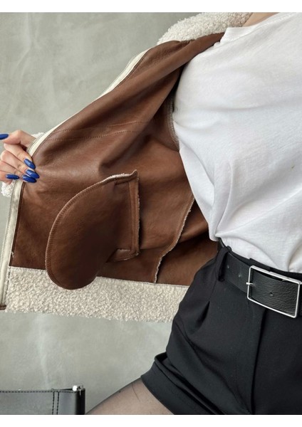 Deri Detaylı Peluş Mont