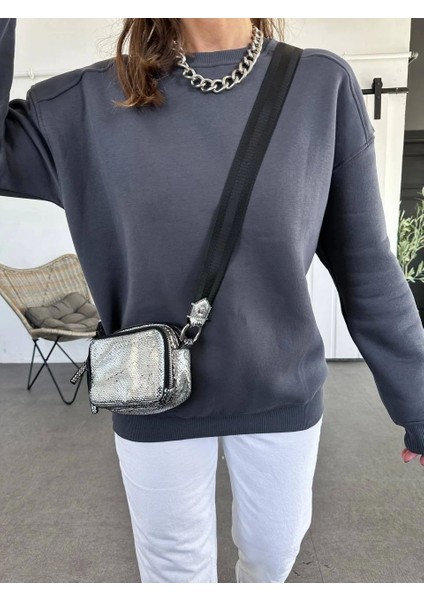 Omzu Dikiş Detaylı Üç Iplik Şardonlu Uzun Oversize Sweatshirt