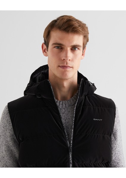 Erkek Siyah Regular Fit Kapüşonlu Logolu Yelek 7124109T.5 fırsatları