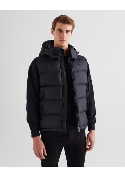 Erkek Siyah Regular Fit Kapüşonlu Yelek 7006454.5