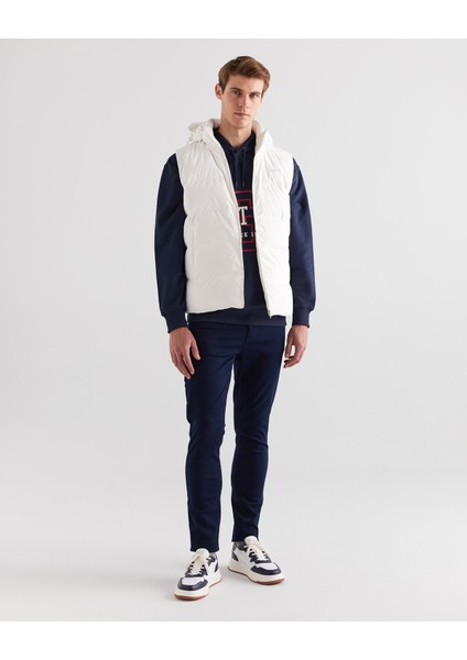 Erkek Krem Regular Fit Kapüşonlu Logolu Yelek 7124109T.113
