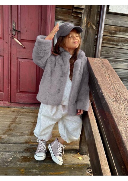 Kız Çocuk Suni Kürk Düğmeli Mont Ceket