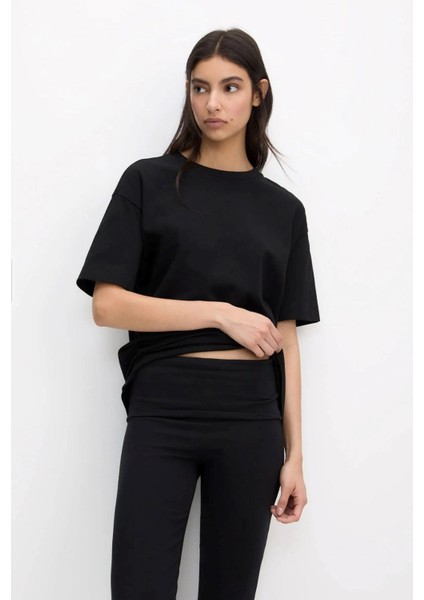 Kadın 2'li Paket Siyah-Beyaz Basic Pamuk Bisiklet Yaka Tişört modelleri