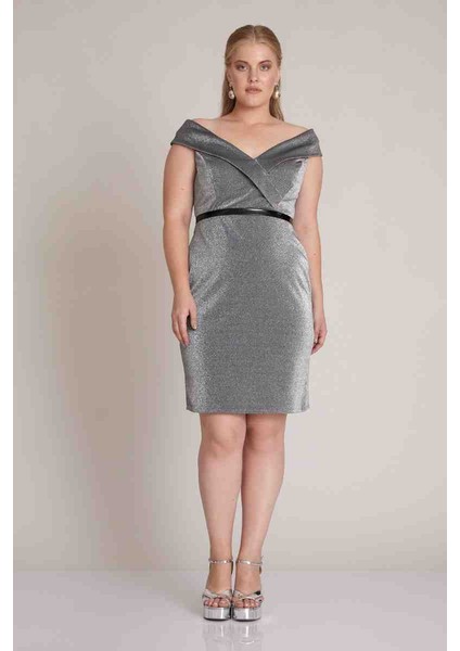 Saharamoda Kadın Gümüş Renk Kemerli Büyük Beden Özel Gün Gece Elbisesi Abiye modelleri