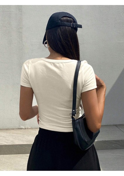 U Yaka Beyaz Renk Fitilli Kısa Kollu Slim Fit Crop Top Bluz fiyatları