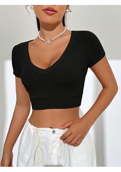 Geniş V Yaka Siyah Renk Fitilli Kısa Kollu Slim Fit Crop Top Bluz indirimleri