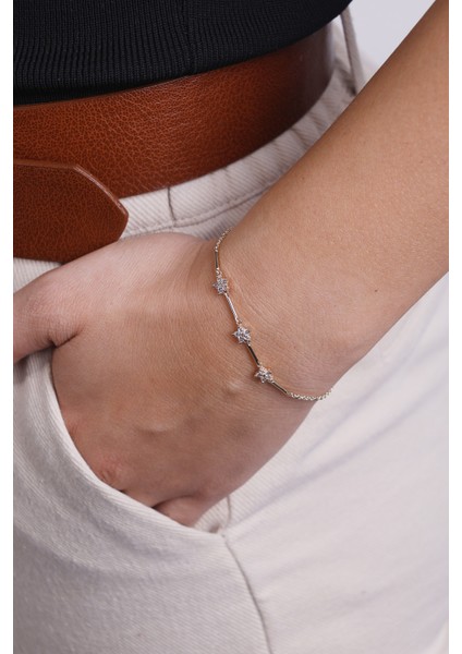 14 Ayar Altın Taşlı Çiçek Model Zincir Bileklik