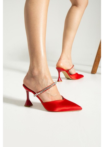 Kırmızı Saten Taş Detaylı Topuklu Ayakkabı fiyatları