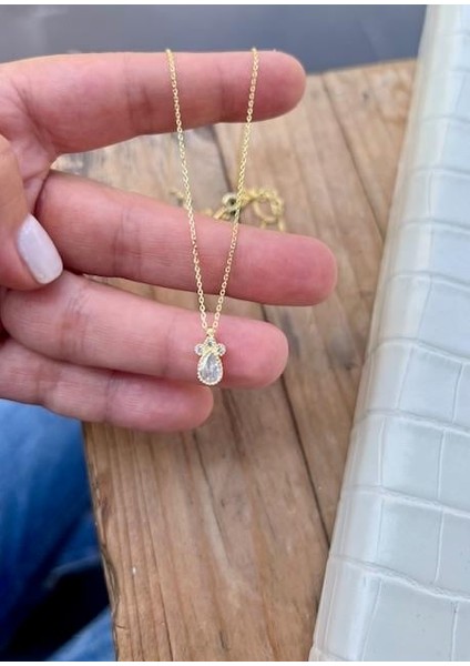 Minimal Damla Kolye fırsatları