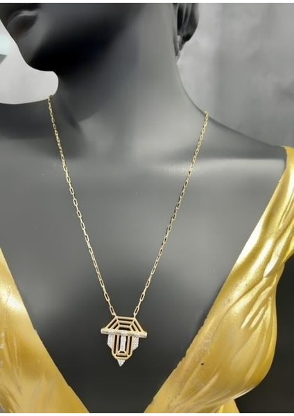 Bety Serenay Kolye Büyük modelleri