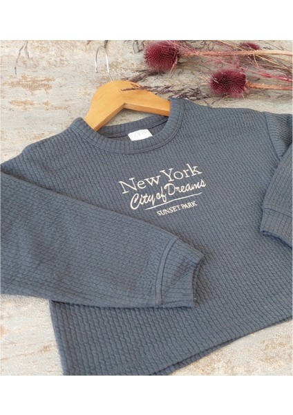 Antrasit Renk, Nakış Detaylı, Kız Çocuk Crop modelleri