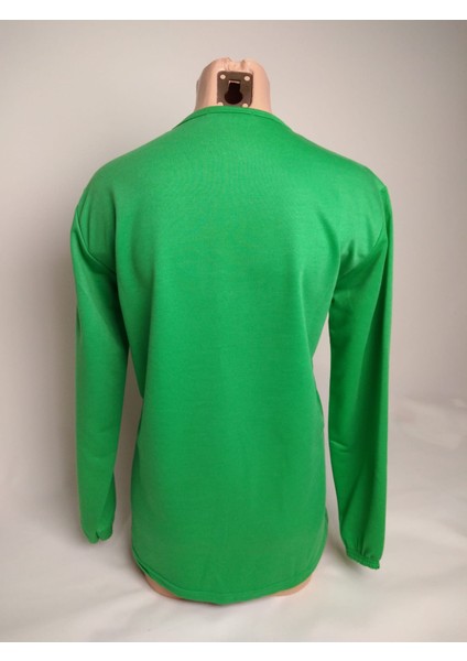 Kadın Yeşil Bisiklet Yaka Patlı Düğmeli Süs Cepli Uzun Kollu Bilek Lastikli Iki Iplik Bluz Tişört modelleri