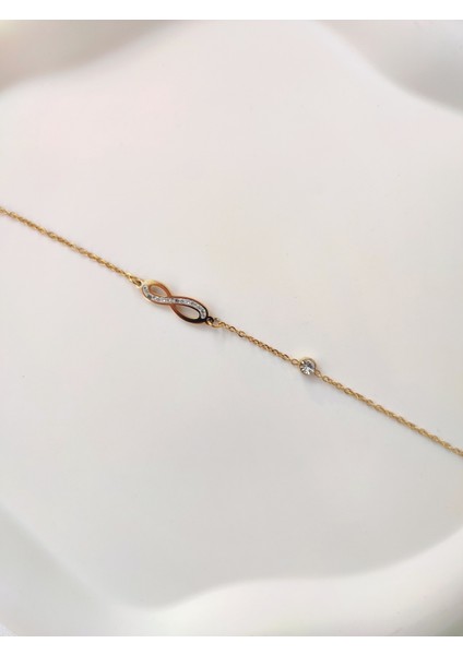 Kadın Paslanmaz Çelik Zirkon Taşlı Sonsuzluk Model Bileklik