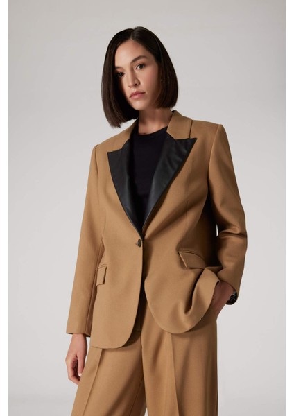 X Sorbe Oversize Geniş Kalıp Ceket Yaka Suni Deri Detaylı Düğmeli Blazer Ceket D9887AX24AU fiyatları