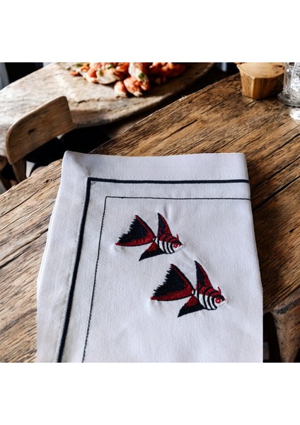 Aşık Balıklar Nakışlı Keten Kumaş Peçete 2 Adet - Dekoratif Servis Peçetesi