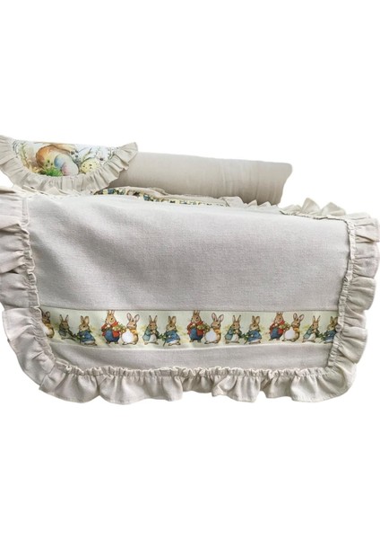 Keten, Bohem, Fırfırlı, Vintage, 4 Adet Yuvarlak Amerikan Servis ve Fırfırlı Runner Tavşan Set modelleri