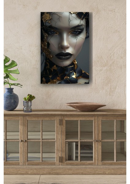 Kırık Porselen Görünümlü Kadın Yüzü Yağlı Hd Baskı Kanvas Tablo