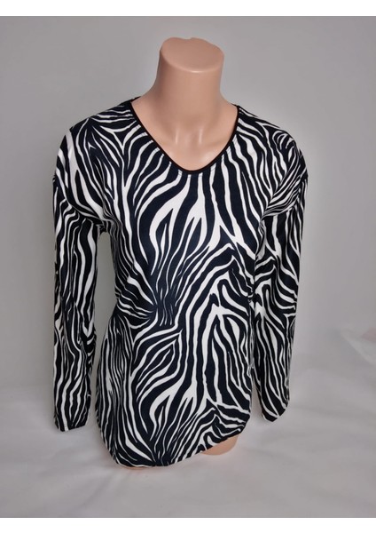 Kadın Siyah Zebra Desenli V Yaka Uzun Kollu Yanları Yırtmaçlı Mevsimlik Süet Anne Penye Bluz