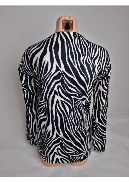 Kadın Siyah Zebra Desenli V Yaka Uzun Kollu Yanları Yırtmaçlı Mevsimlik Süet Anne Penye Bluz