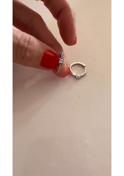 Işıltılı Halka Küpeler fırsatları