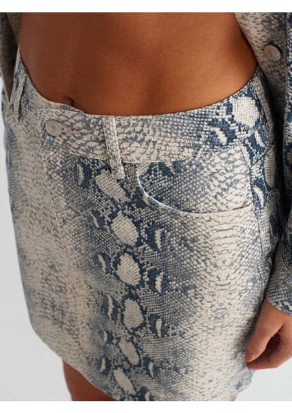 80572 Yılan Baskılı Mini Denim Etek-Ekru fırsatları