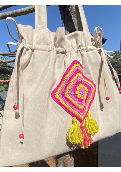 Büzgülü, Pembe Kare Motifli Tote Bez Omuz Çantası fırsatları